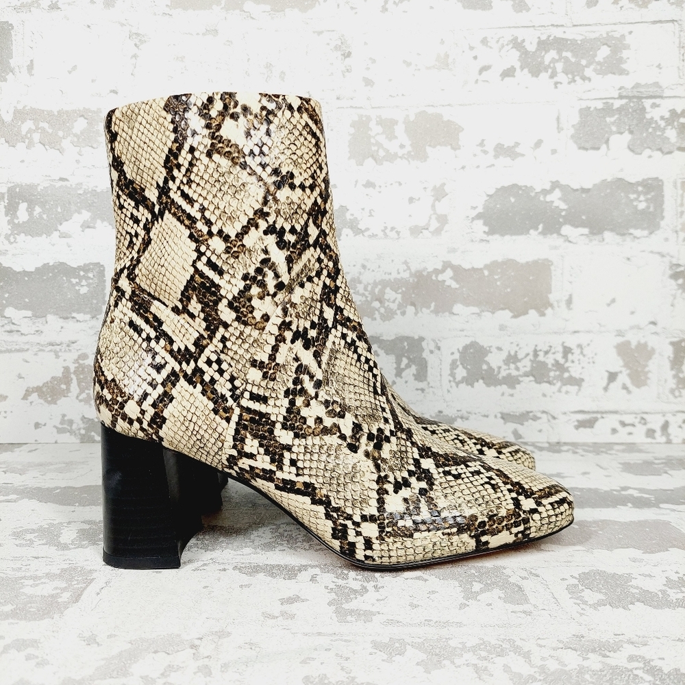 New Nordstrom Rack Naja Snakeprint Block Heel Ankle Boots H163 - Picture 4 of 11